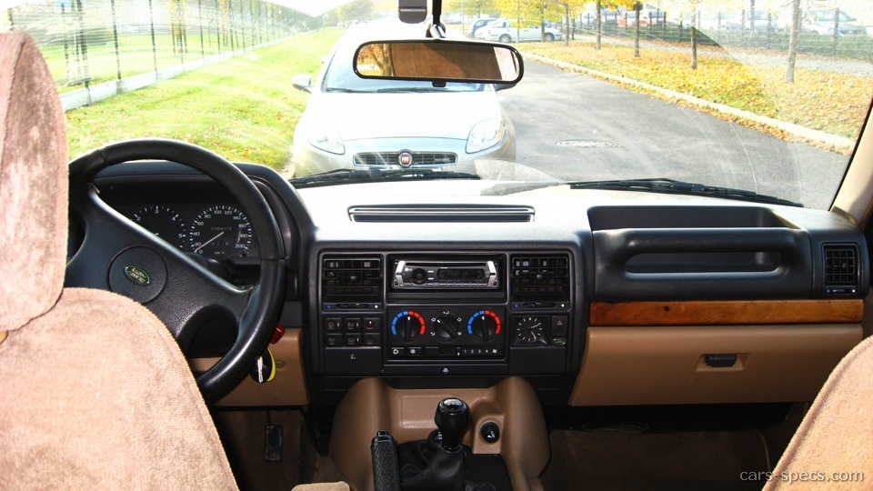 Land Rover Discovery technical specifications and fuel economy